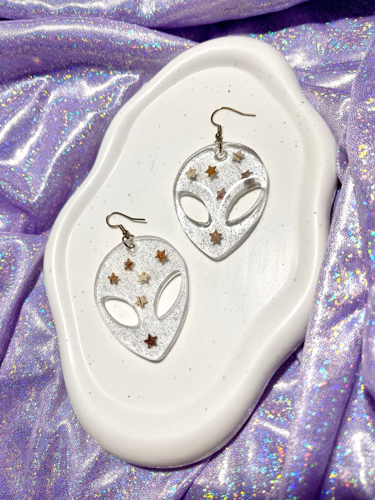 Resin Earrings - Clear Aliens - Bizaanide'ewin